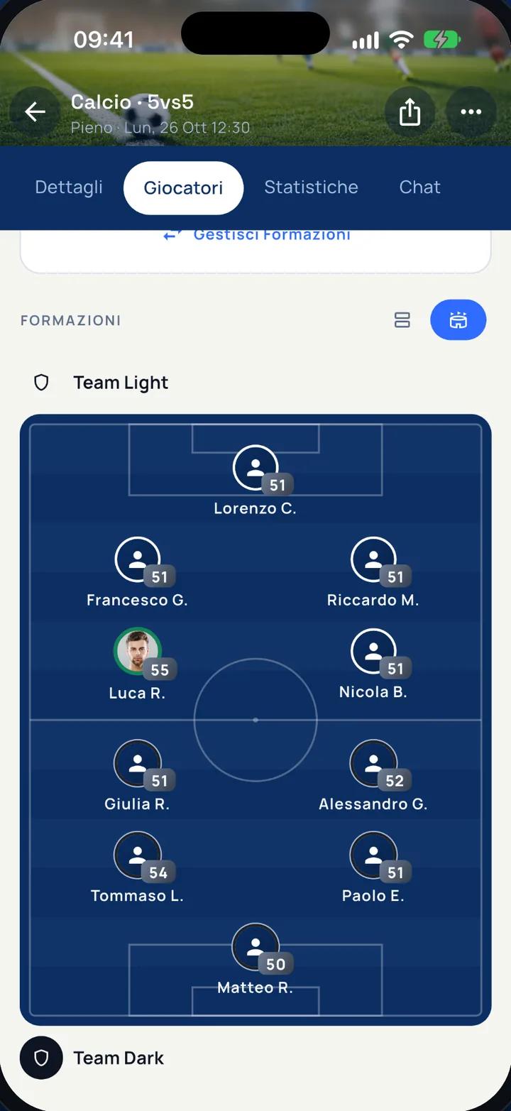 Schermata dell'app Sportivoo: le formazioni di una partita di calcetto