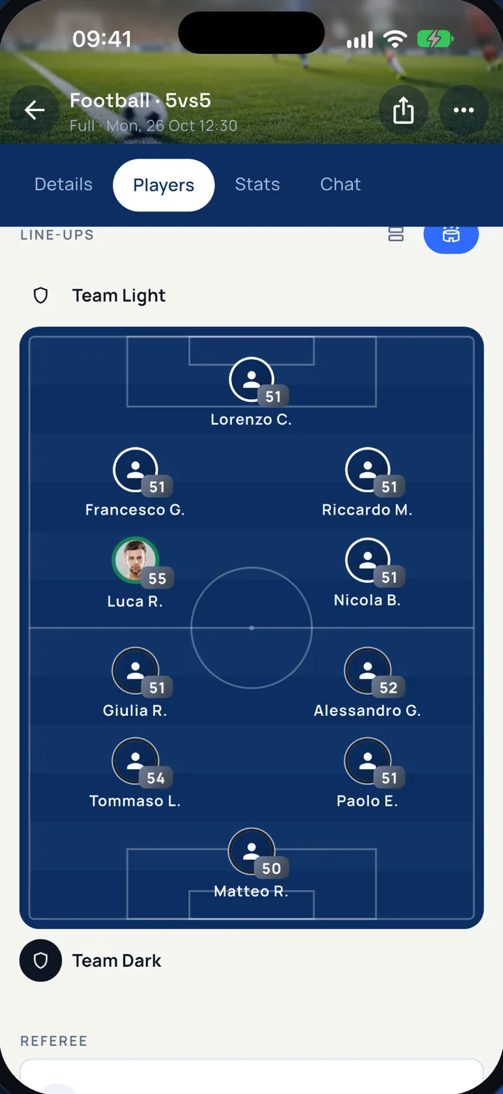 Sportivoo app screen: the line-ups of a five-a-side game